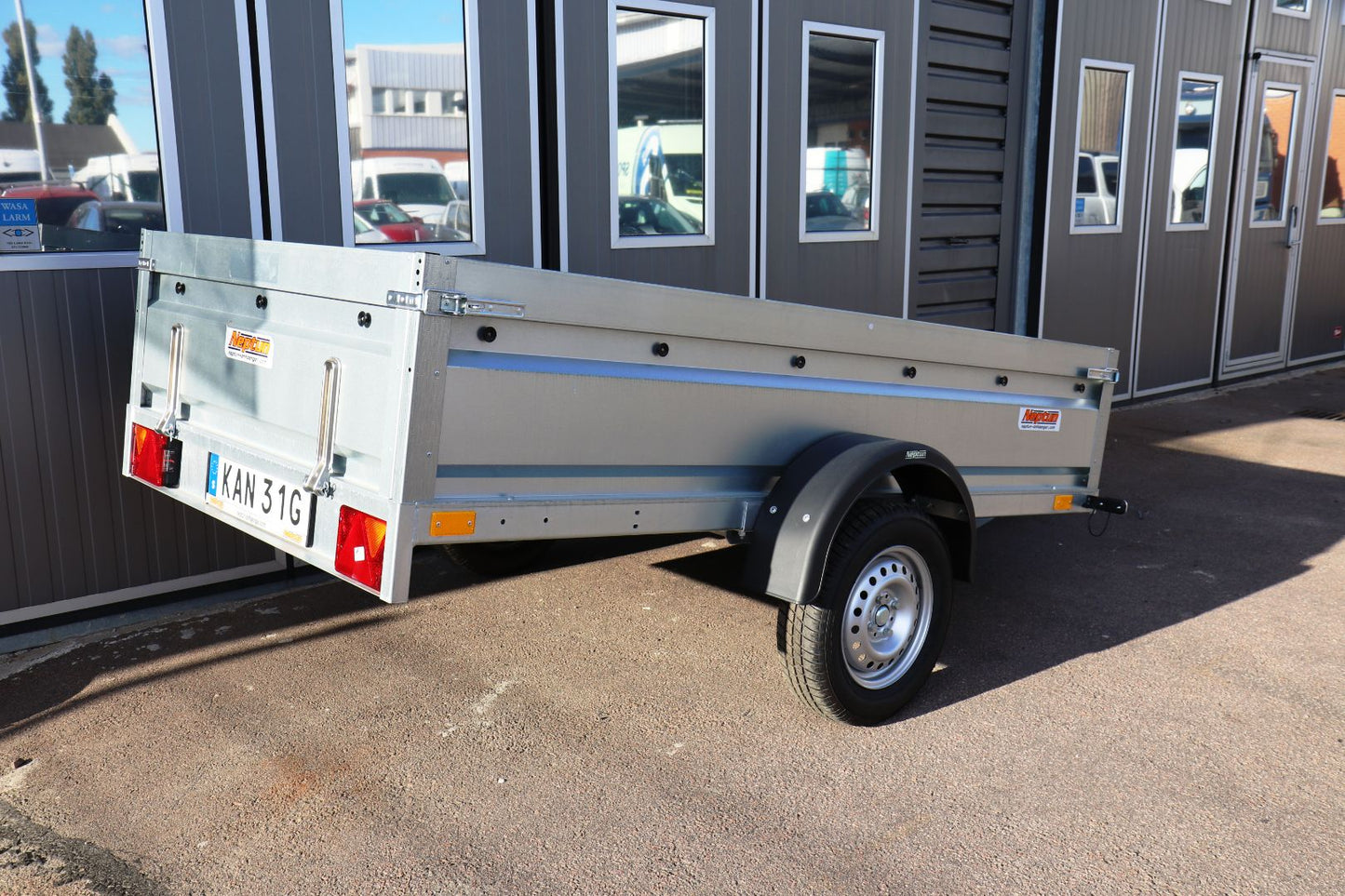 Neptun Pro 750kg GN246 80km/h Tipp Obromsad