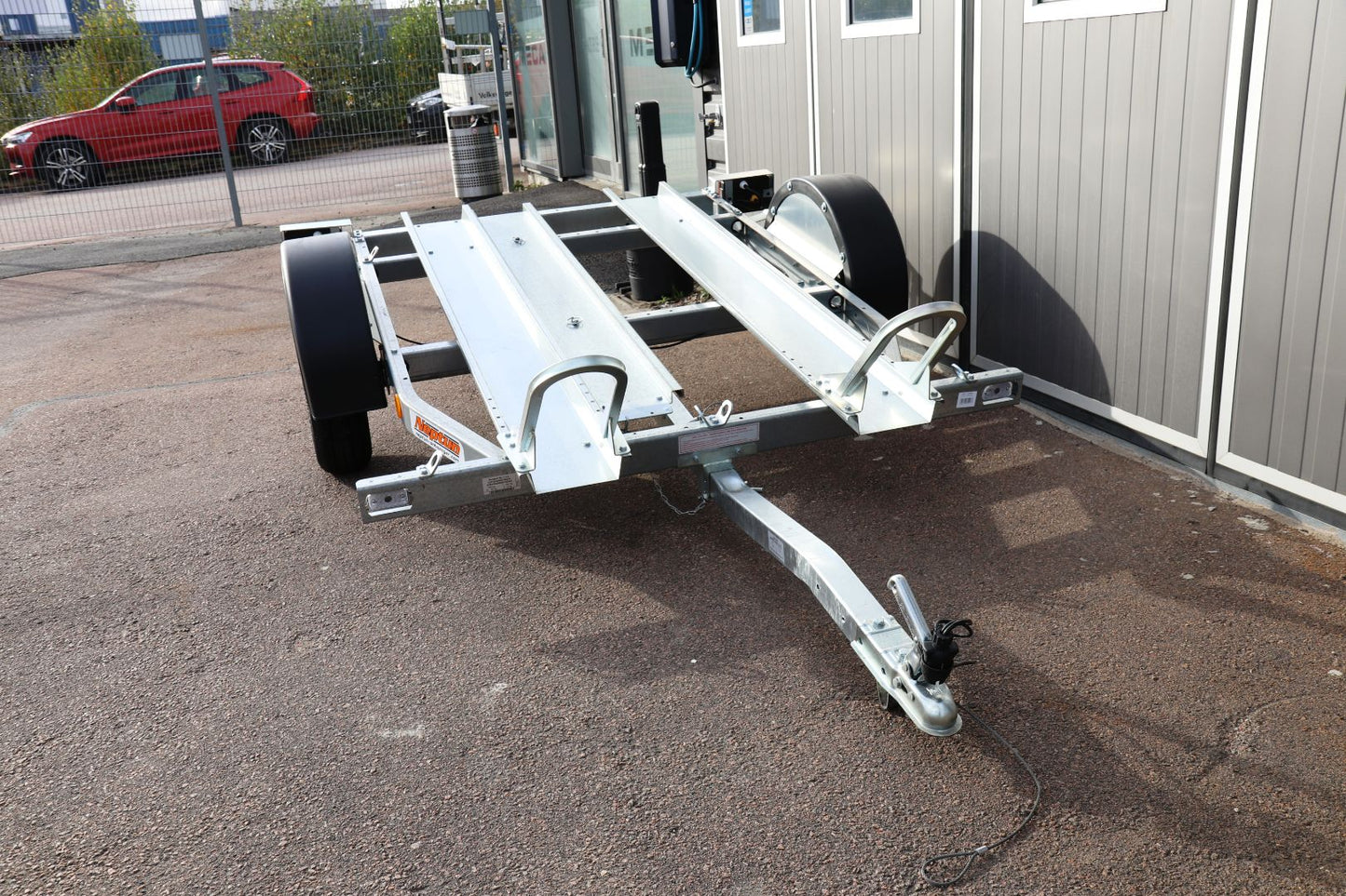 Neptun 750KG MOTO N6-220 TIP MC-Släp